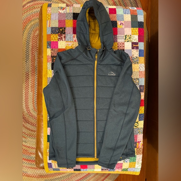 L.L. Bean Insulated Hoodie - Size Large - Picture 2 of 5